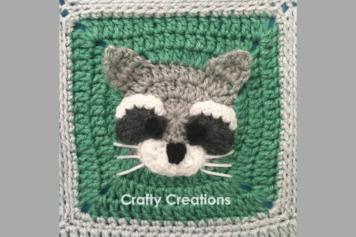 Raccoon Granny Square Crochet Pattern